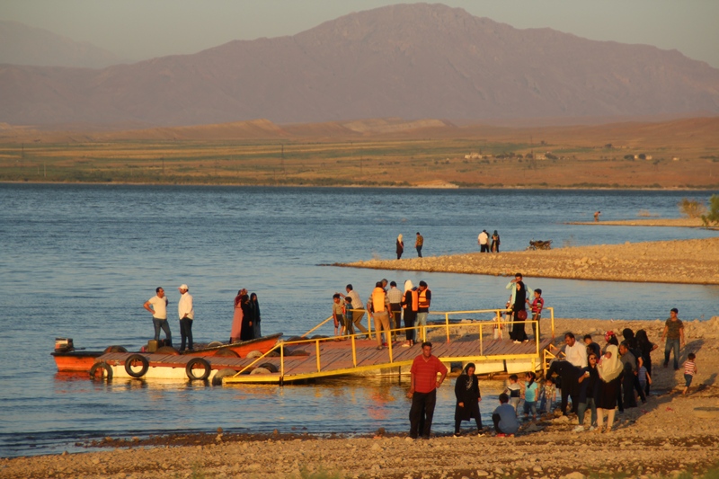 کمپ ارس پلدشت
