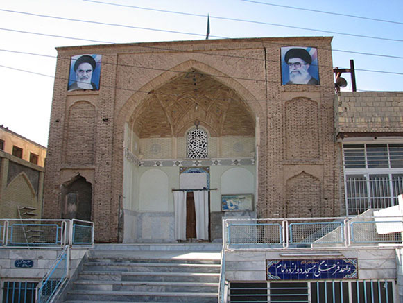 مسجد دوازده امام دولت آباد