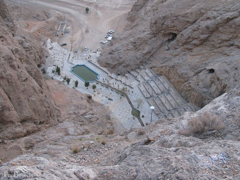 چشمه لادر خمینی شهر