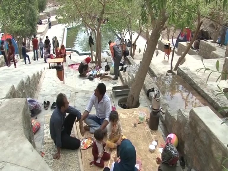 چشمه لادر خمینی شهر