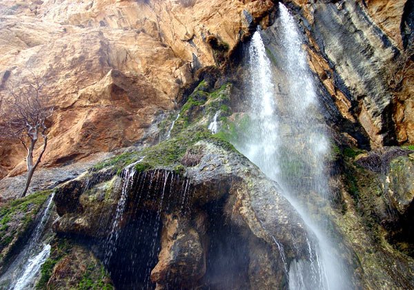 آبشار شاه لولاک چرمهین