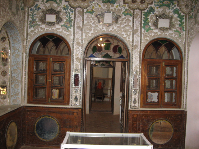 خانه معظم الملک میرپنج چادگان