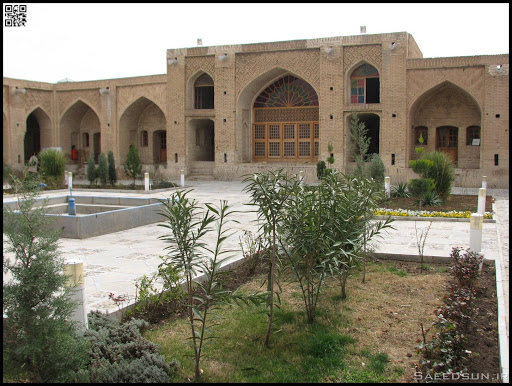 کاروانسرای حاج کمال رباط کریم