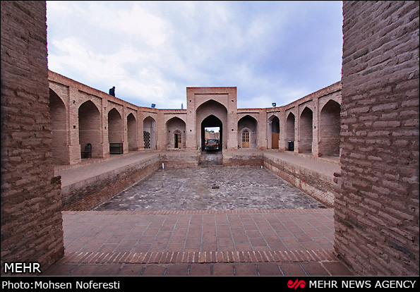کاروانسرای سرایان