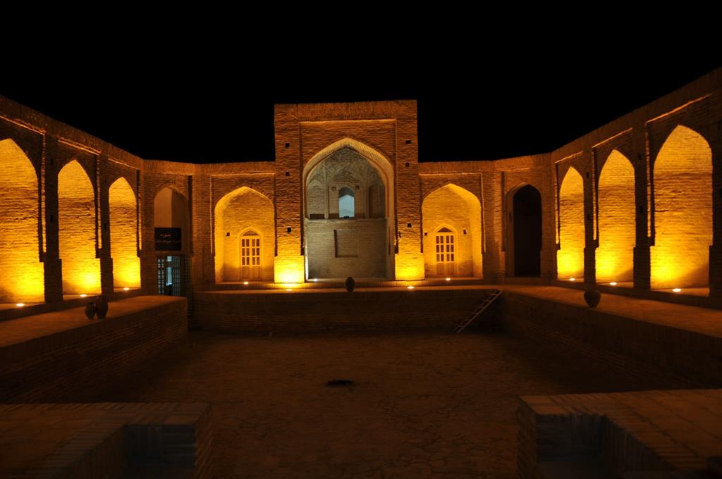 کاروانسرای سرایان