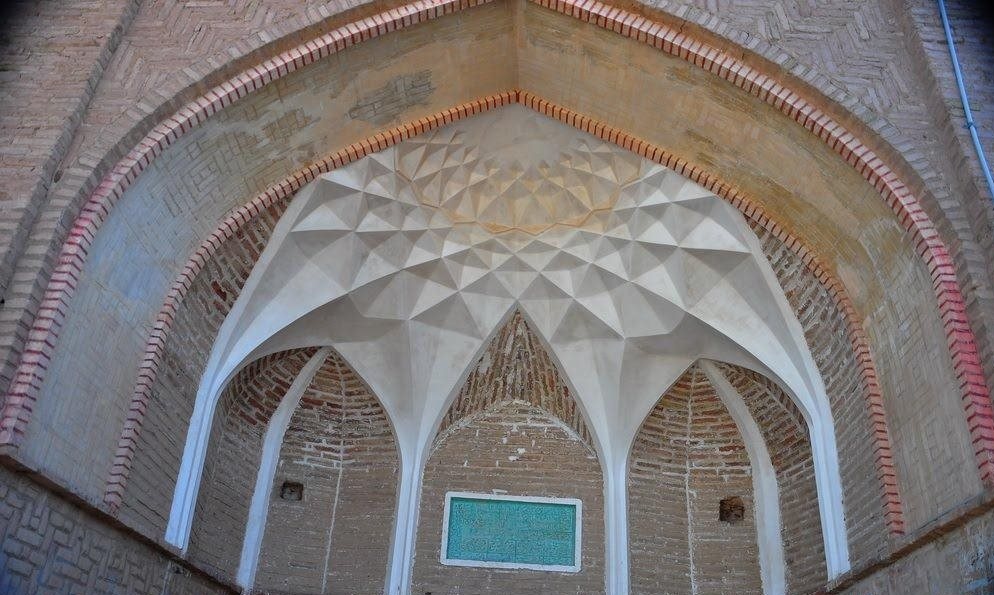 آب انبار کاروانسرا سرایان