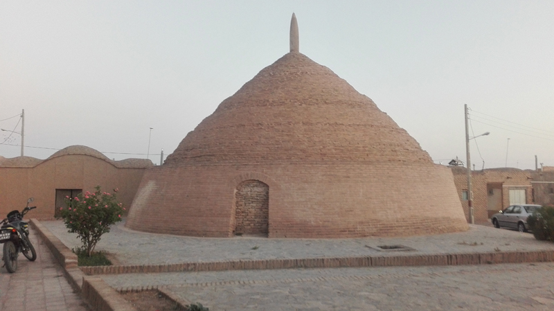 آب انبار کاروانسرا سرایان