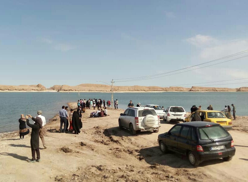 دریاچه جوان شهداد