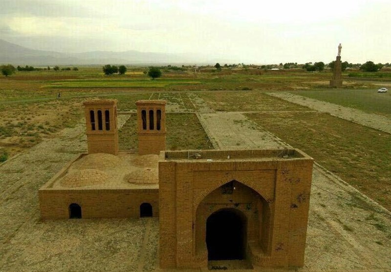 کاروانسرای مزینان