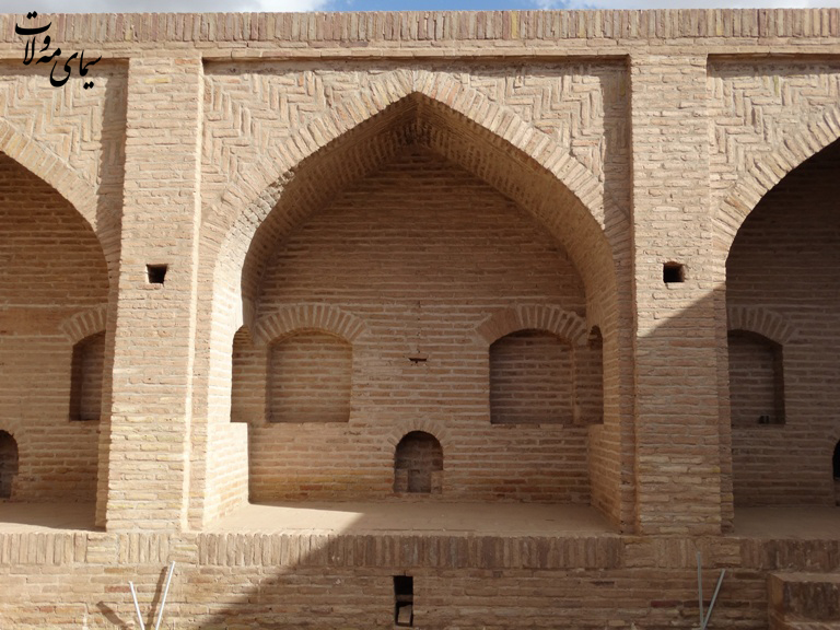 رباط زرمهر مه ولات