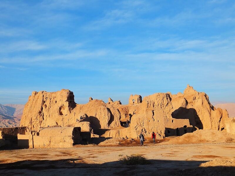 پاده روستایی محصور در در دامنه‌های البرز 