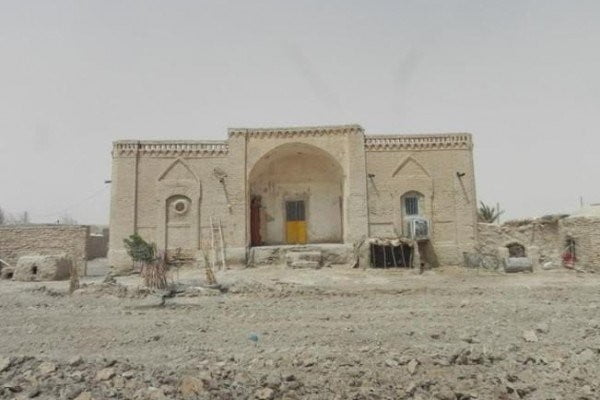 عمارت حاجی بزی خالصی