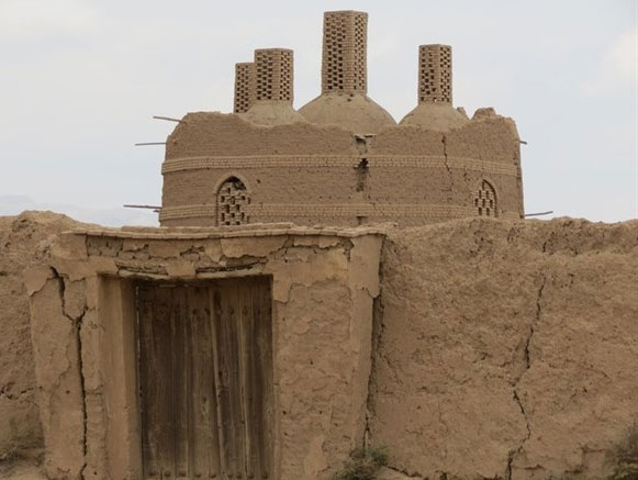 برج کبوترخانه خورآباد