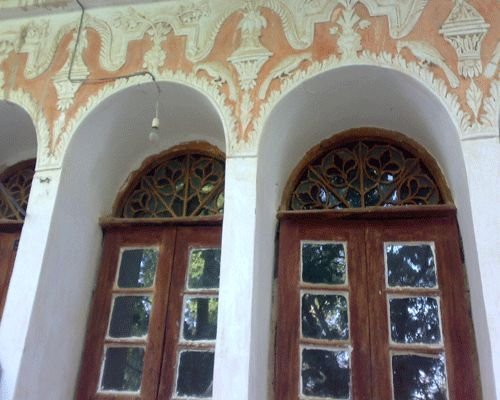 قلعه خاندان بهادری کمیجان