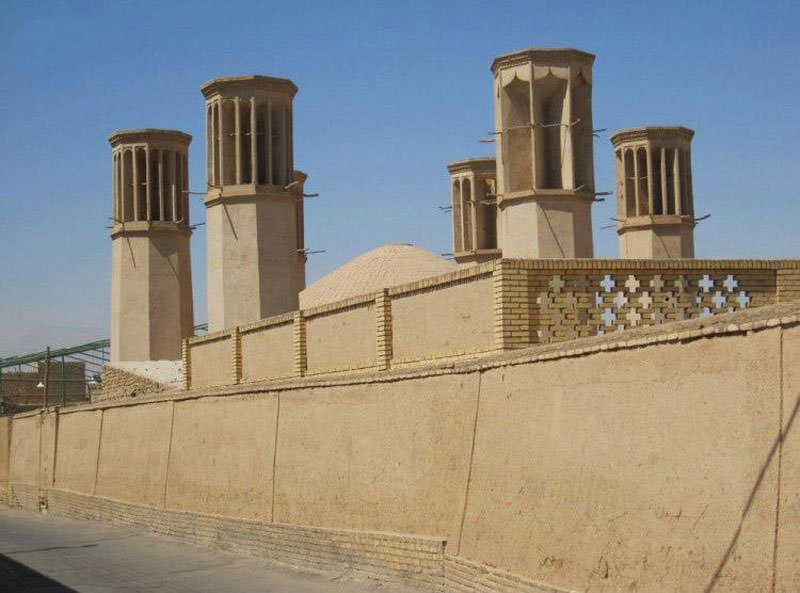 آب انبار شش بادگیر یزد