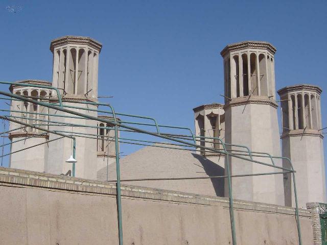 آب انبار شش بادگیر یزد