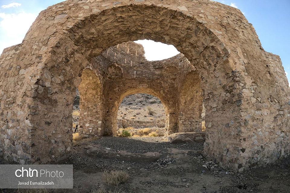 چهارطاقی سلطان آباد ارزوئیه