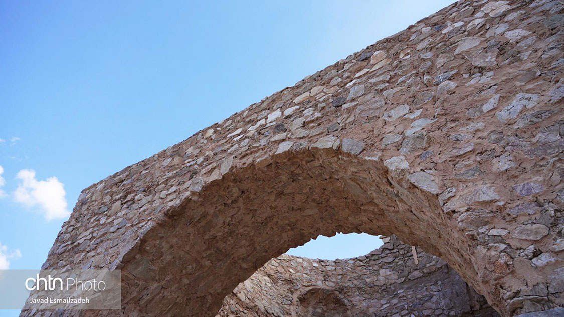 چهارطاقی سلطان آباد ارزوئیه