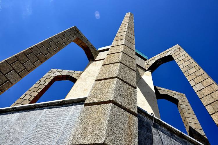آرامگاه بابا طاهر همدان