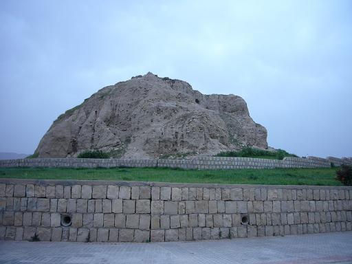 تپه قلا گیلان غرب