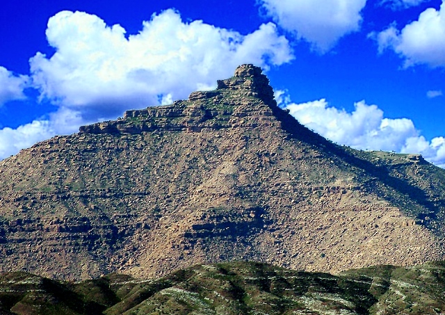 قلعه نادر بهمئی
