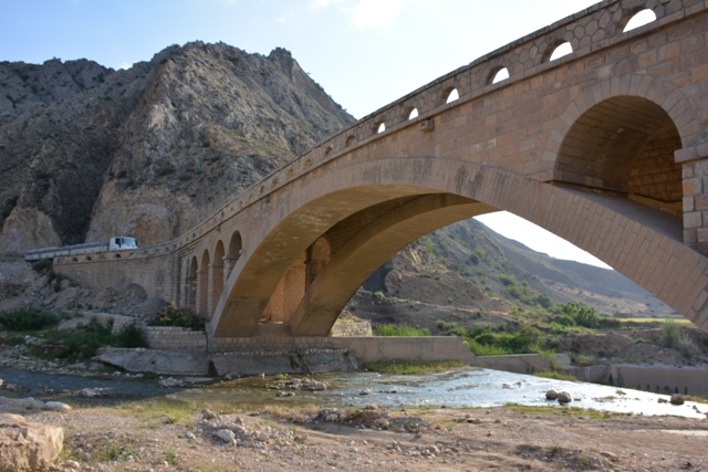 پل غزنوی گلستان