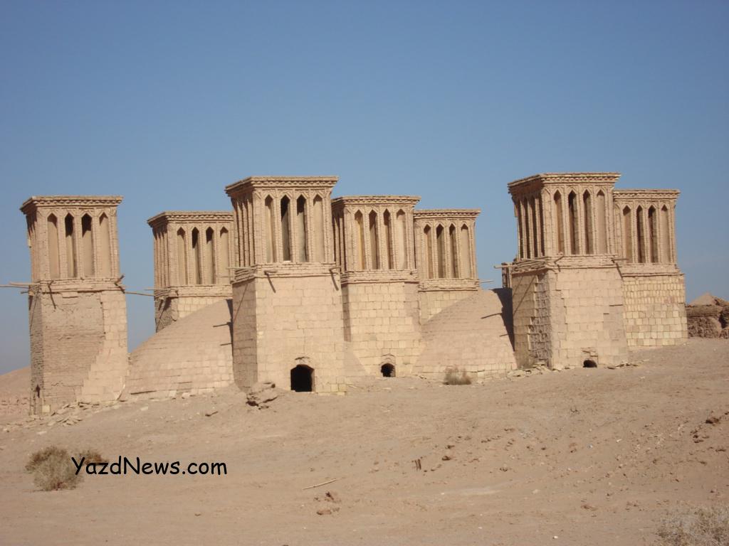 آب انبار هفت بادگیر عصرآباد