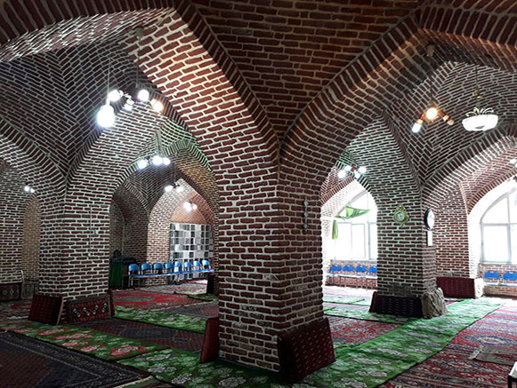 مسجد طاق میاندوآب