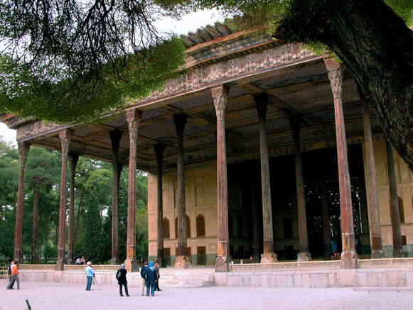 کاخ چهلستون اصفهان