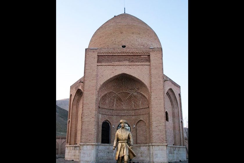 مقبره سید صدرالدین چالدران