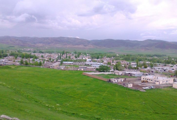 شیرین بلاغ آواجیق