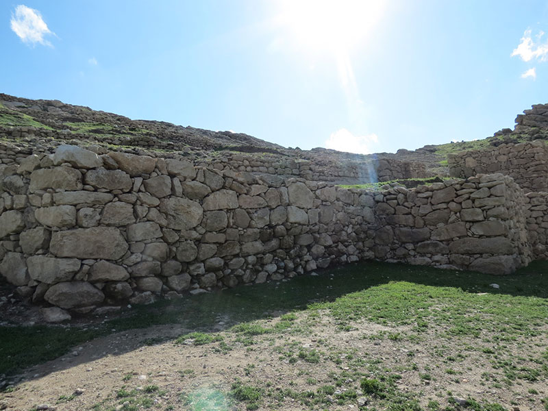 قلعه بسطام چایپاره