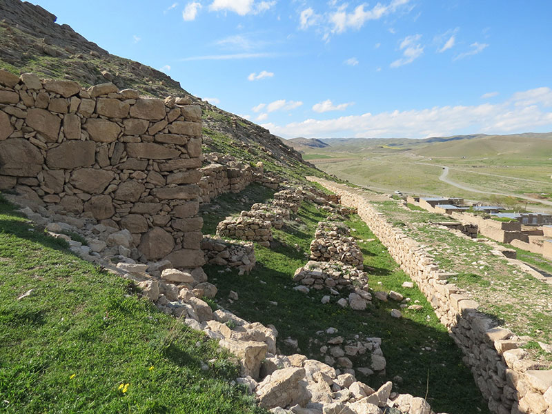 قلعه بسطام چایپاره