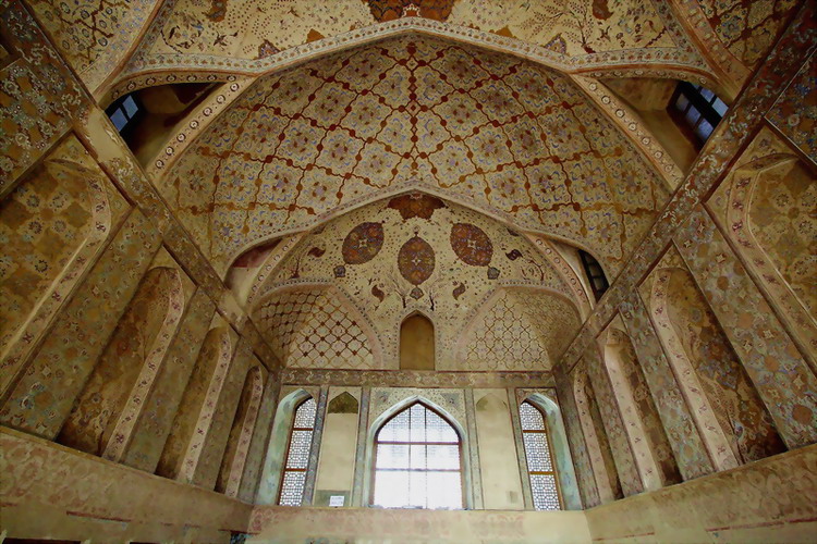 کاخ عالی قاپو