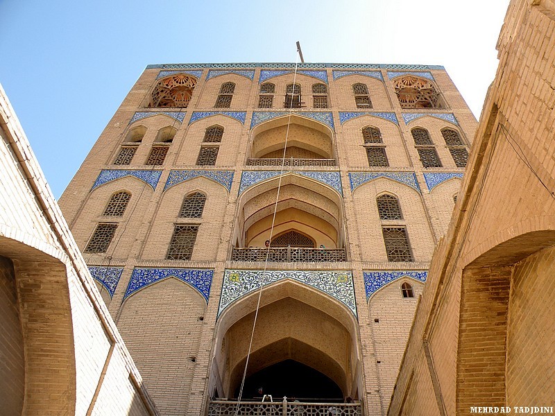 کاخ عالی قاپو