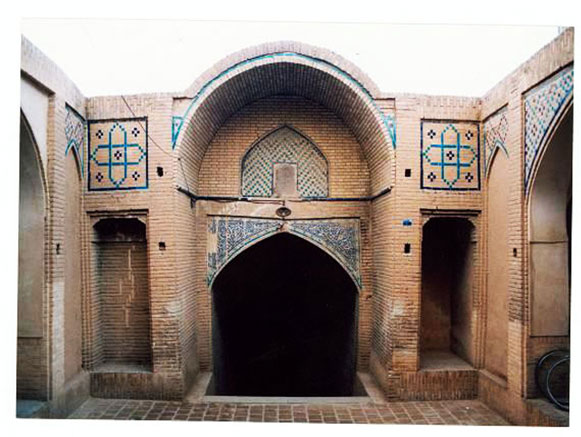آب ‌انبار حاج سید حسین صباغ
