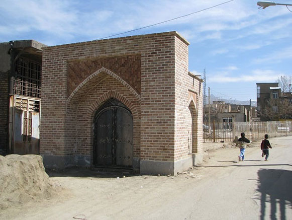 آب انبار شیخ علی خان اسدآباد