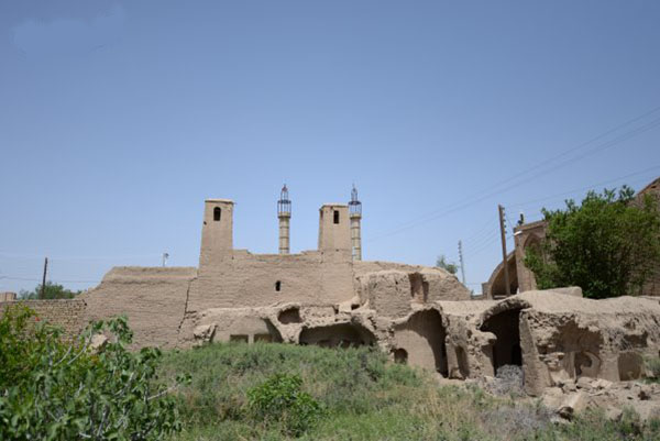 موغار روستایی تاریخی در اصفهان