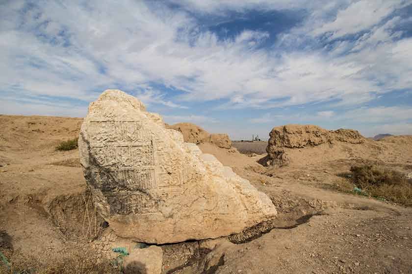 قلعه سنگ سیرجان