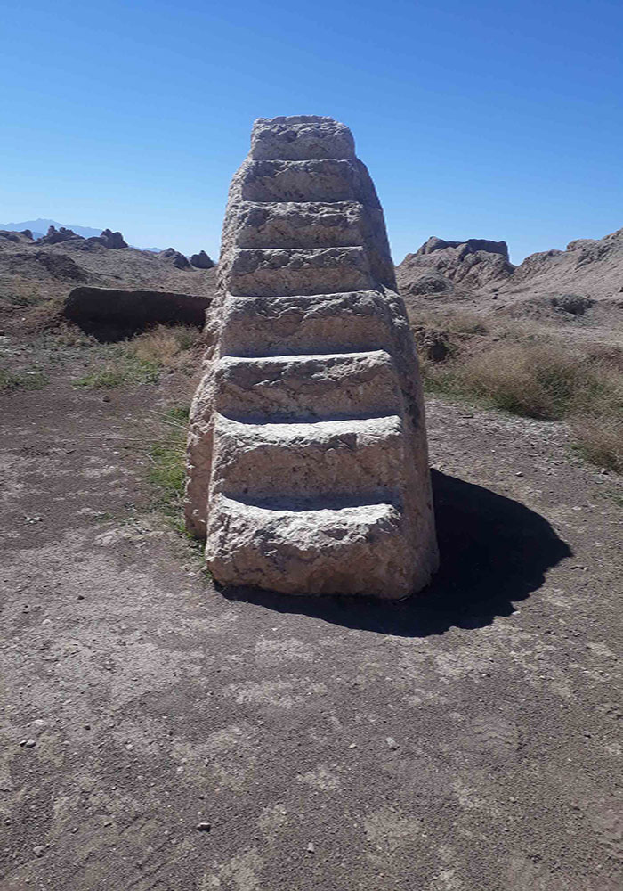 قلعه سنگ سیرجان