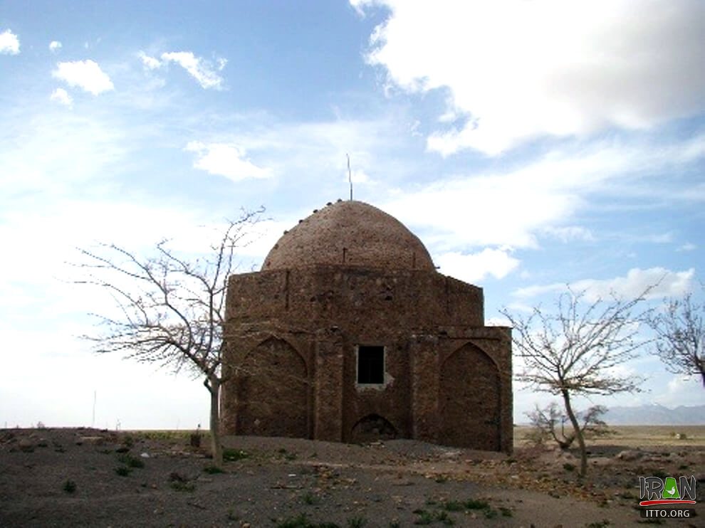 آرامگاه میر زبیر سیرجان