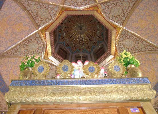 امامزاده ادهم دستگرد