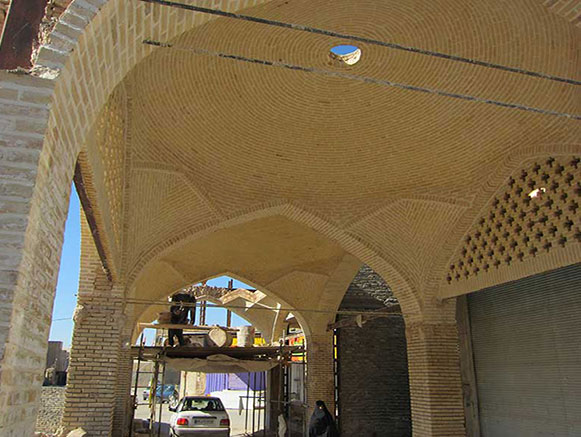 بازار ورنوسفادران خمینی شهر