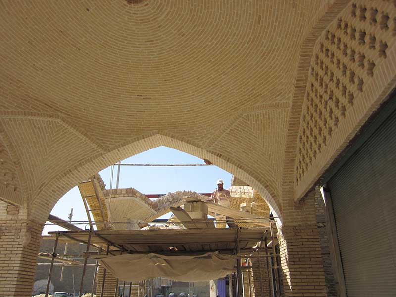 بازار ورنوسفادران خمینی شهر