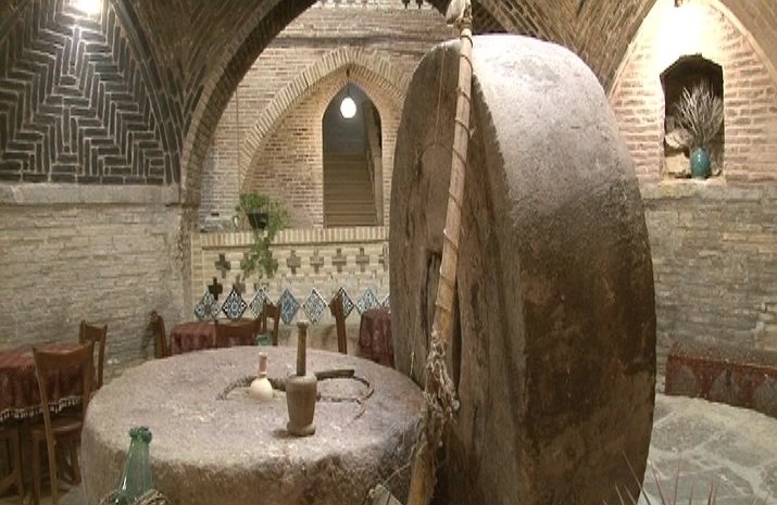 بازار ورنوسفادران خمینی شهر