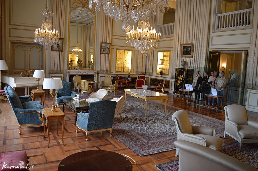 کاخ نیاوران