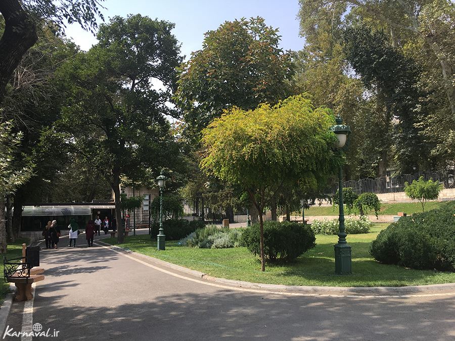 کاخ نیاوران