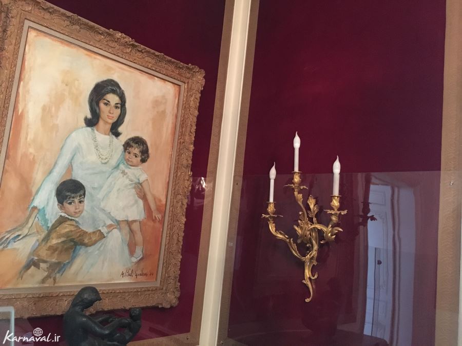 کاخ نیاوران