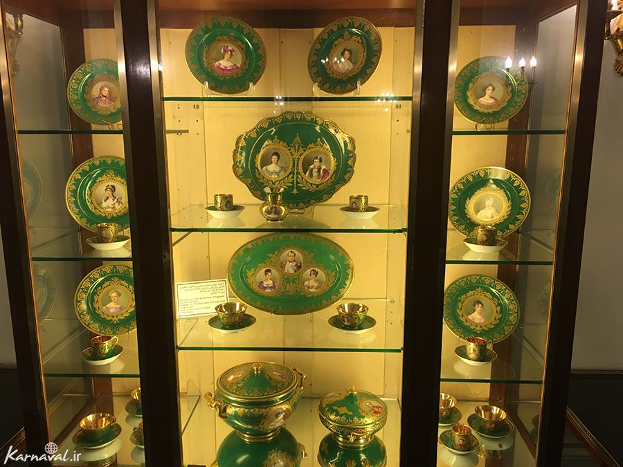 کاخ نیاوران