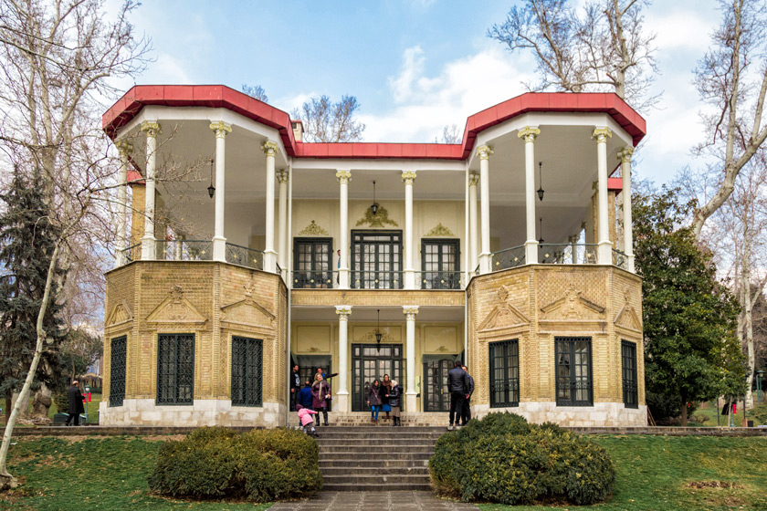 کاخ نیاوران